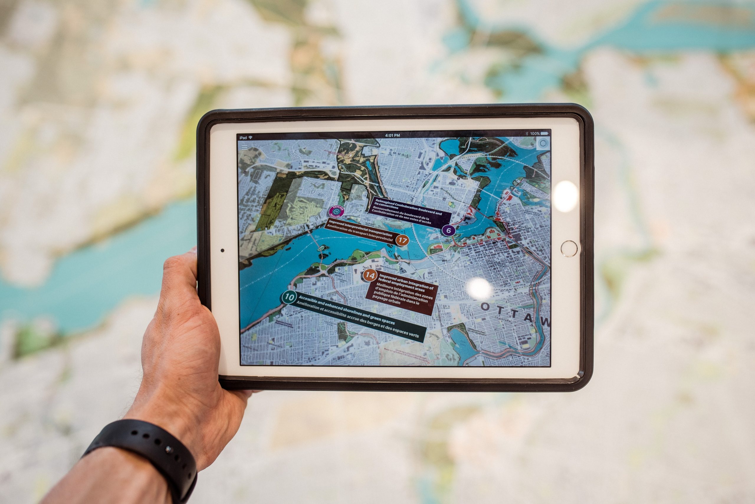 Visite avec une application de réalité augmentée